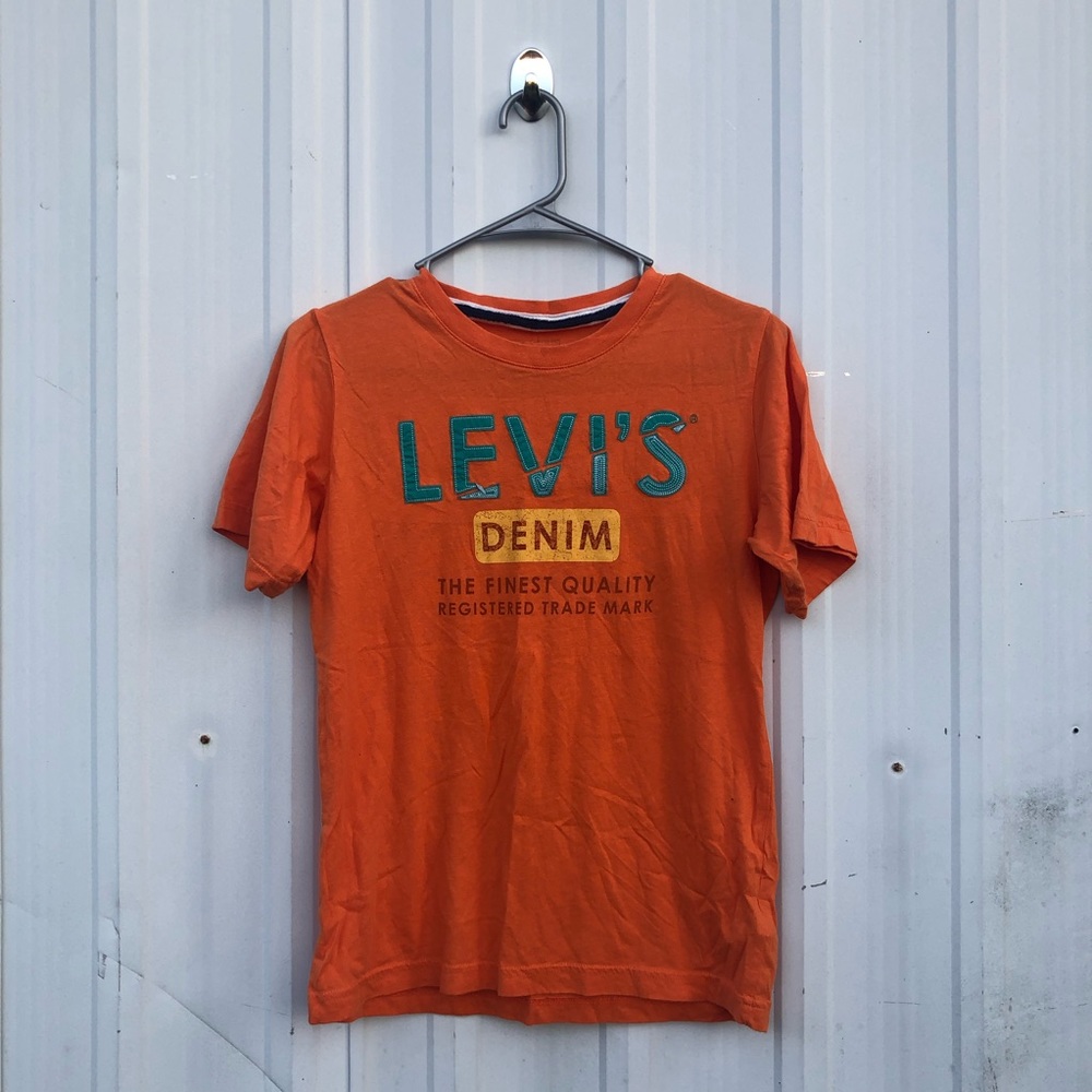 FINAL PRICE levi's denim tee